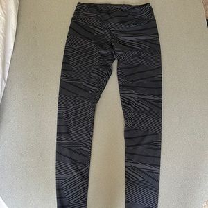 Women’s workout leggings